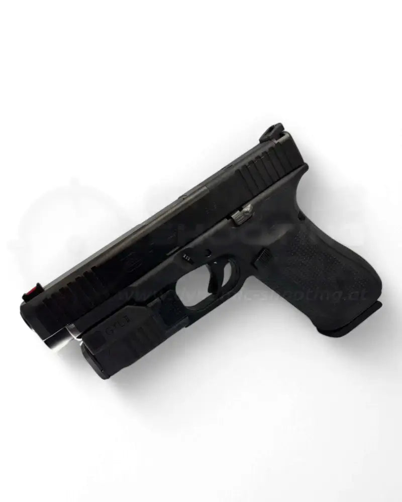 Glock GTL ii Glock Tactical Light 2 Lasermodul montiert auf einer Full Size Glock 47